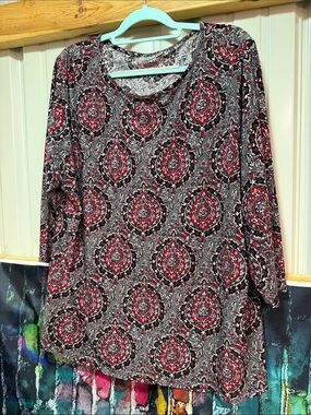 croft & barrow Red and Gray Paisley Long Sleeve Top